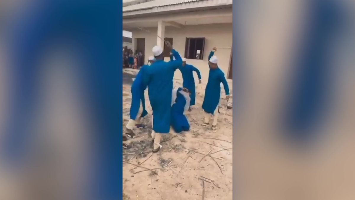 Nigérii pobouřilo video z muslimské školy, ukazuje tvrdé bití studentů